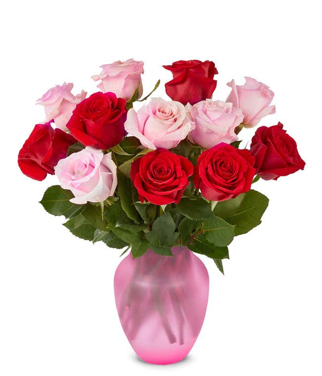 Bouquet of half red roses and half pink roses
